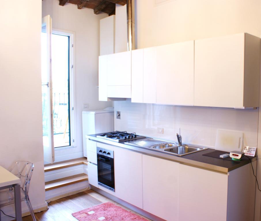 Roommo Sant'Ambrogio Florence Room photo