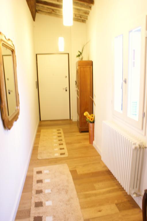 Roommo Sant'Ambrogio Florence Room photo